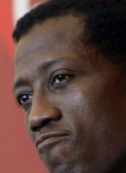 �� ���� � ������ 4� ����� ������ ����������� ����� ��� �� $3 ���.